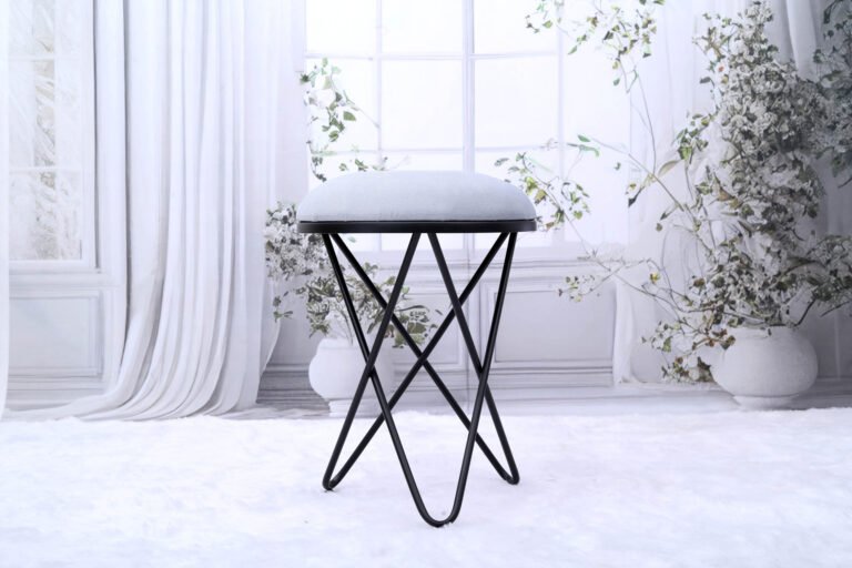 Bar Stools: How to Choose and Enjoy These Fun Seats!