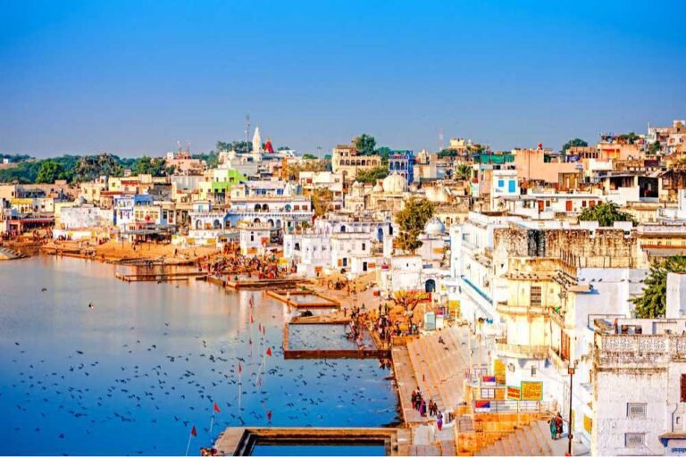 Pushkar Lake: Exploring the Spiritual Oasis