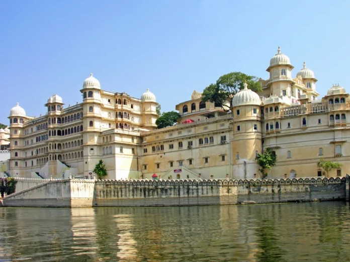 Taxi Service in Udaipur